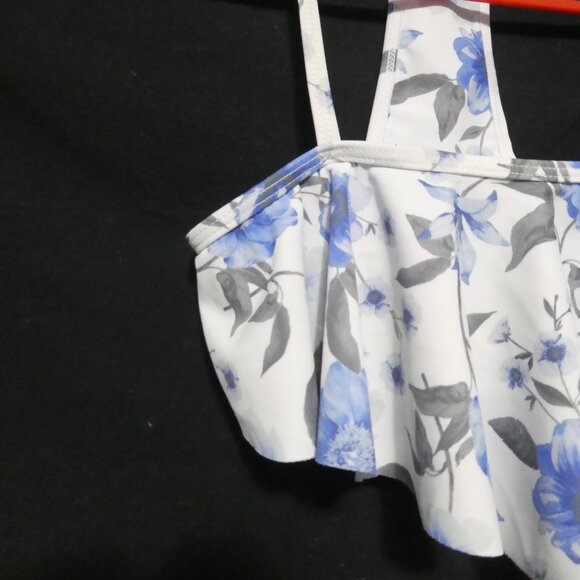 URBAN KIDS | size 6 | White and Blue Floral Bikini Set - Picture 6 of 16